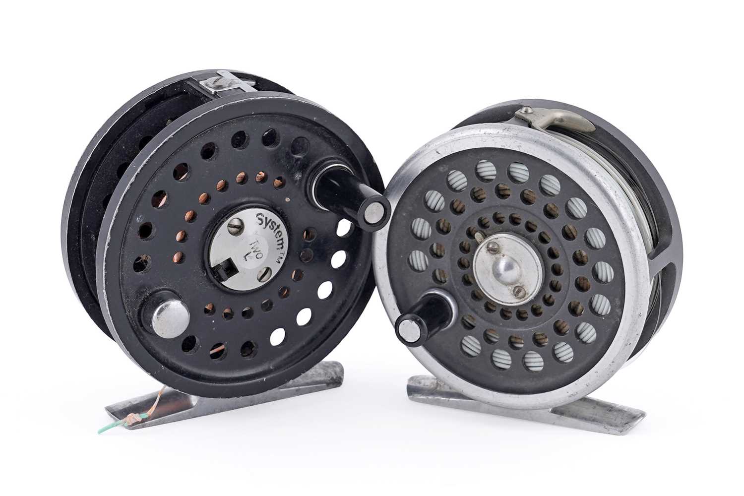 Lot 552 - A Hardy ‘Marquis’ #4 fishing reel; and a Scientific Anglers ‘System Two’ reel