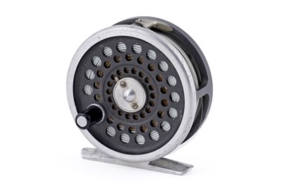 Lot 552 - A Hardy ‘Marquis’ #4 fishing reel; and a Scientific Anglers ‘System Two’ reel