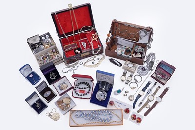 Lot 353 - A selection of wristwatches; and costume jewellery