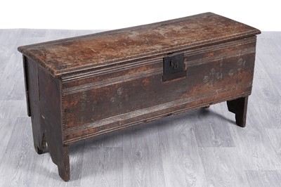 Lot 80 - A late 17th/early 18th Century six plank coffer