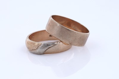 Lot 85 - Tw 9ct gold wedding bands