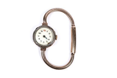 Lot 360 - An early 20th Century lady's 9ct gold cased cocktail watch