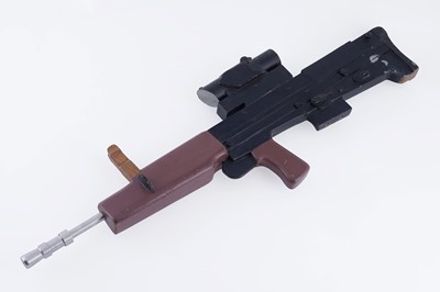 Lot 85 - A wooden and metal scale model of an SA80 machine gun used by Vickers