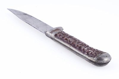 Lot 74 - A selection of knives and bayonets