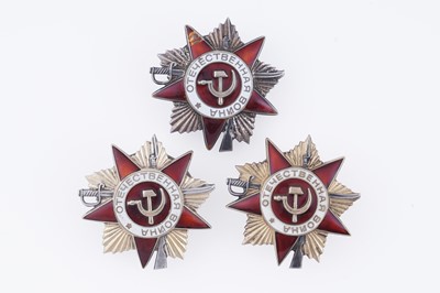Lot 15 - A selection of Soviet Russian orders and medals