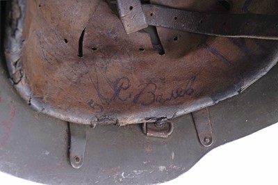 Lot 29 - Military helmets