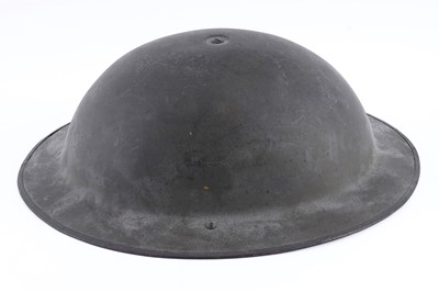 Lot 29 - Military helmets
