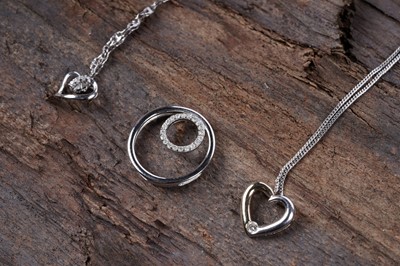 Lot 108 - Contemporary diamond pendants and necklaces
