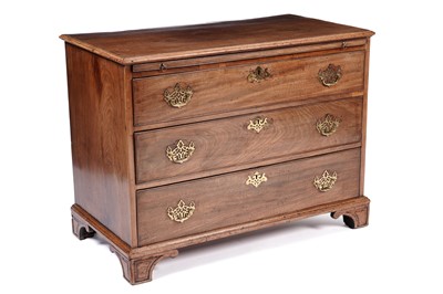 Lot 1079 - A George III mahogany bachelors’ chest of drawers