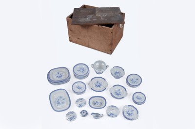 Lot 283 - A Victorian blue and white miniature or dolls dinner service in pine box