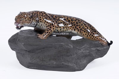 Lot 302 - Royal Doulton H.N. 2638 ceramic figure of a leopard