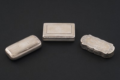Lot 286 - A William IV silver snuff box; and an engraved snuff box