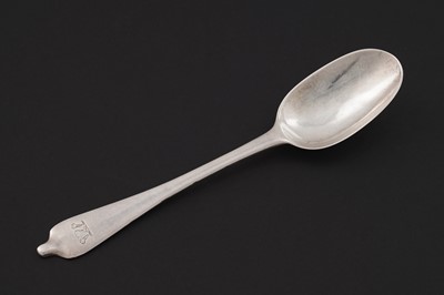 Lot 672 - A Queen Anne Scottish silver tablespoon