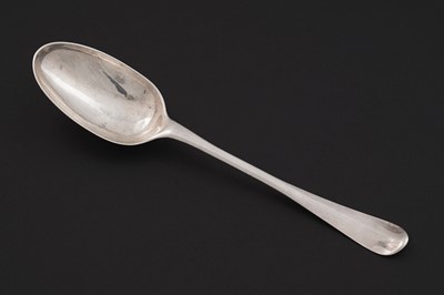 Lot 673 - A George III Scottish silver tablespoon