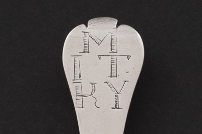 Lot 674 - A rare Queen Anne Scottish silver trefid spoon