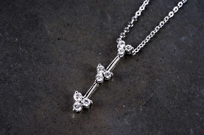Lot 26 - A contemporary Berry's diamond pendant necklace