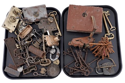Lot 472 - A collection of locks, keys, padlocks and lock plates