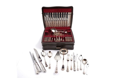 Lot 403 - A canteen of King's pattern silverplate cutlery; and a large quantity of other cutlery