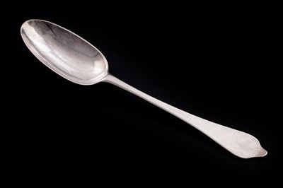 Lot 403 - A Queen Anne silver wavy-end or dognose tablespoon