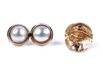Lot 75 - A pair of Mabe pearl stud earrings; and a single 14ct rose gold earring