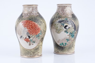 Lot 845 - A pair of Japanese earthenware vases