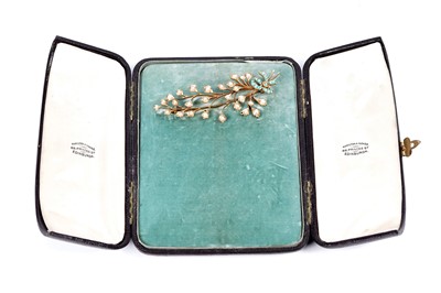 Lot 913 - A late Victorian Romantic period turquoise and seed pearl brooch