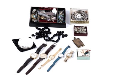 Lot 133 - Costume jewellery and wristwatches, late 19th to mid-20th Century