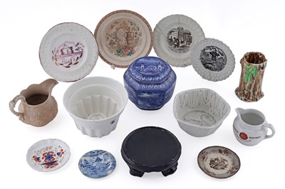 Lot 508 - A collection of early Maling pottery ceramics