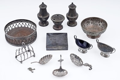 Lot 215 - Antique silver and silverplate including: a pair of Victorian silver salts