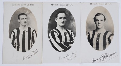 Lot 443 - A collection of signed early 20th Century Newcastle United A.F.C postcards