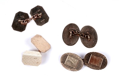 Lot 101 - Two pairs of 9ct gold cufflinks
