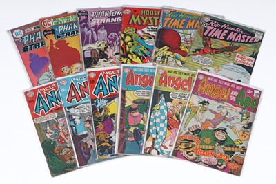 Lot 335 - Comics by DC