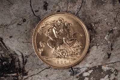 Lot 139 - An Elizabeth II 1966 gold sovereign