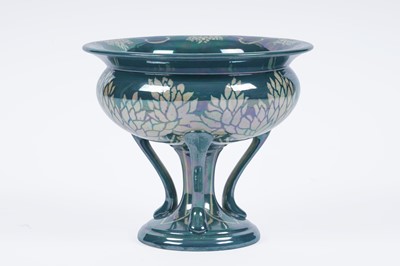 Lot 323 - An early 20th Century Shelley comport