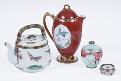 Lot 325 - A Minton tea; and other items
