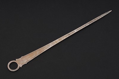 Lot 205 - A George III Irish silver meat skewer