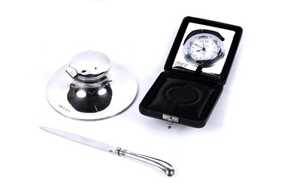 Lot 189 - Edwardian and later silver desk accessories
