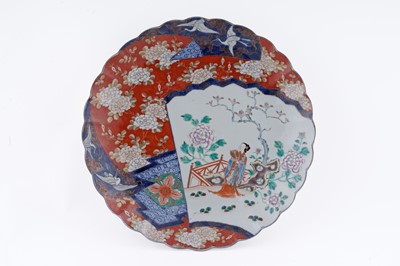 Lot 841 - A Japanese Imari charger