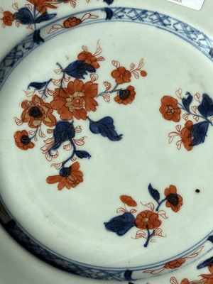 Lot 817 - A Chinese 'Imari' plate; and three saucers
