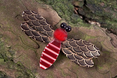 Lot 71 - A Léa Stein celluloid bee brooch