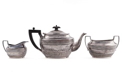 Lot 103 - A late Victorian/Edwardian silver three-piece tea set