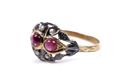 Lot 50 - A ruby and diamond ring