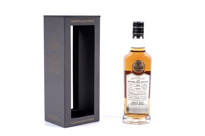 Lot 1040 - Gordon & Macphail Highland Park 2001 17 Year Old Single Malt Scotch Whisky
