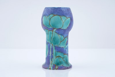 Lot 607 - A Clarice Cliff 'Inspiration' vase