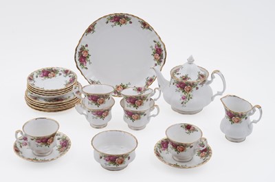 Lot 313 - A Royal Albert ‘Old Country Roses’ tea service