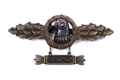Lot 710 - German Second World Luftwaffe Reconnaissance clasp badge
