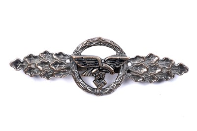 Lot 712 - German Second World War Transport & Glider clasp badge