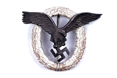 Lot 717 - German Second World War Pilot Observer's war badge