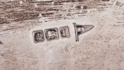 Lot 157 - A George V silver salver