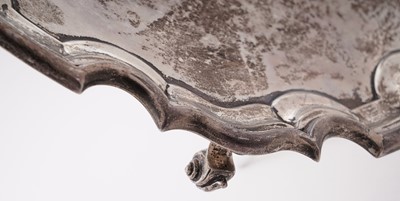 Lot 157 - A George V silver salver